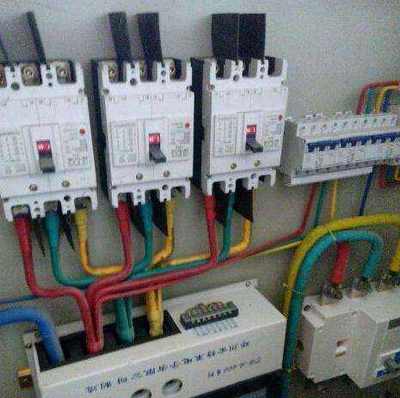 卓越服務引領行業(yè) 河源回收低壓配電柜公司與家用電器零配件銷售的雙贏模式